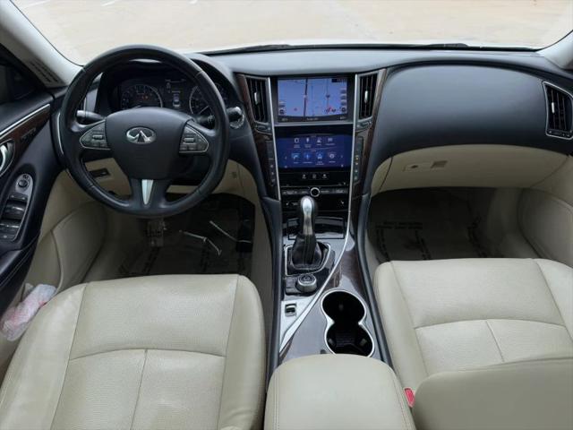 2015 INFINITI Q50 Premium