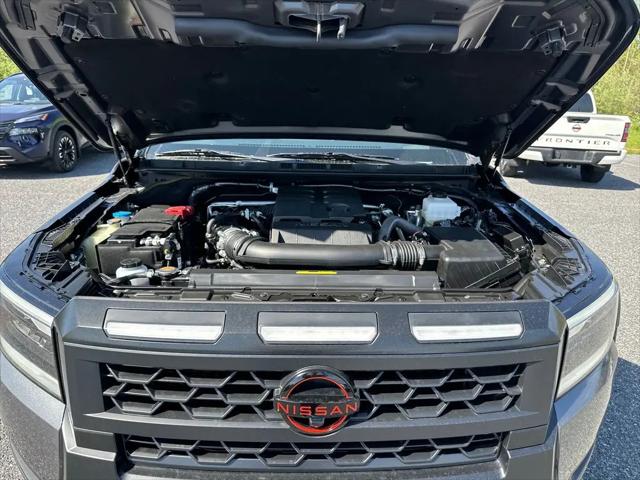 2026 Nissan Frontier Crew Cab Long Bed PRO-4X 4x4