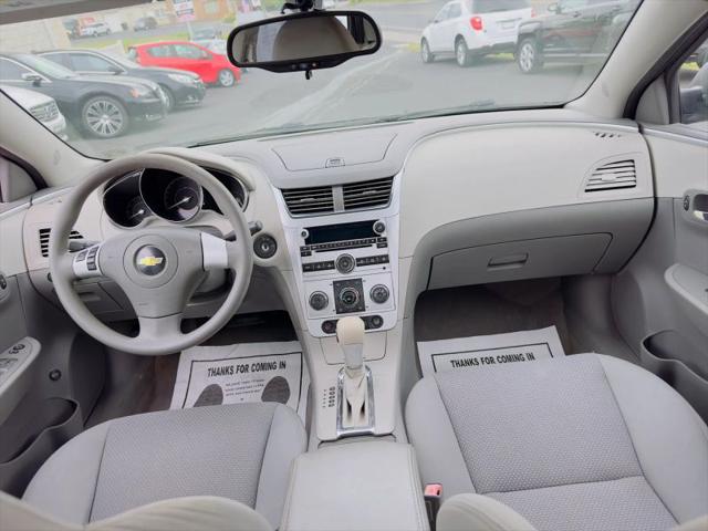 2011 Chevrolet Malibu LS