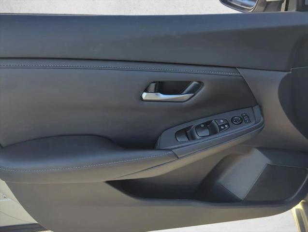 2022 Nissan Sentra SV Xtronic CVT