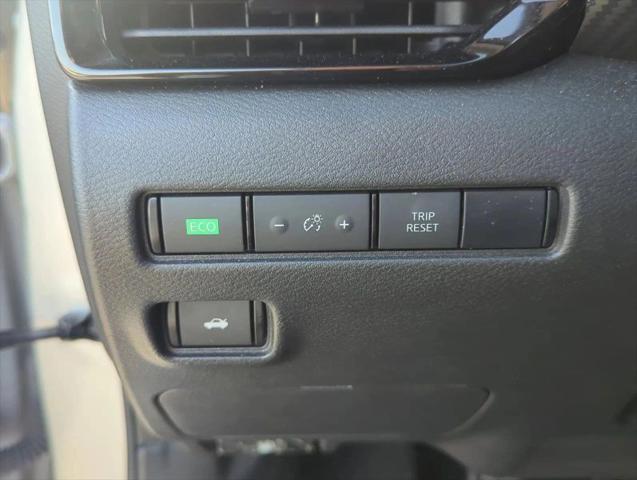 2022 Nissan Sentra SV Xtronic CVT