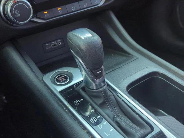 2022 Nissan Sentra SV Xtronic CVT
