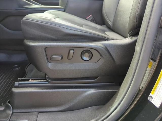 2022 Chevrolet Suburban 4WD LT