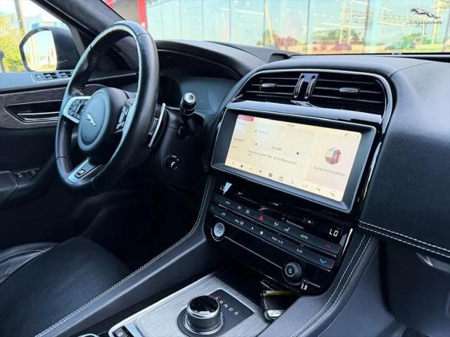 2018 Jaguar F-PACE S