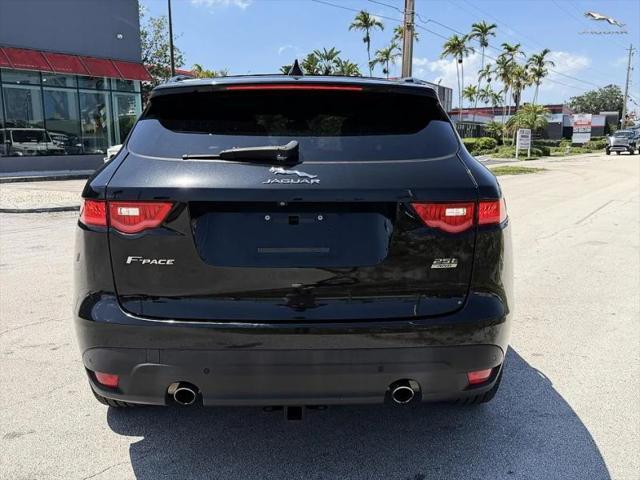 2019 Jaguar F-PACE 25t Premium