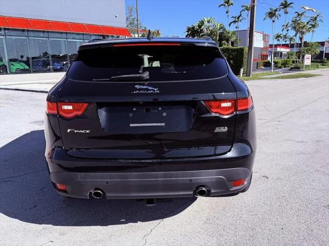 2019 Jaguar F-PACE 25t Premium