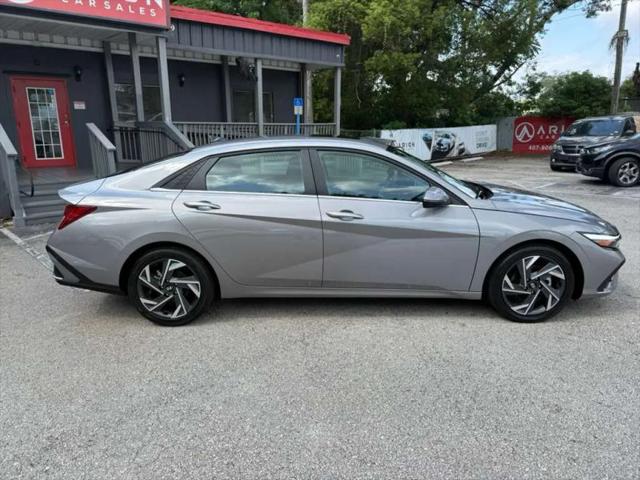 2025 Hyundai Elantra Limited