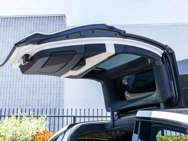 2022 Tesla Model X Long Range