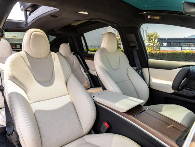 2022 Tesla Model X Long Range