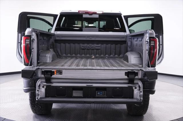 2025 GMC Sierra 2500HD 4WD Crew Cab Standard Bed AT4X