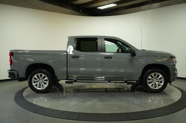 2024 Chevrolet Silverado 1500 4WD Crew Cab Short Bed Custom