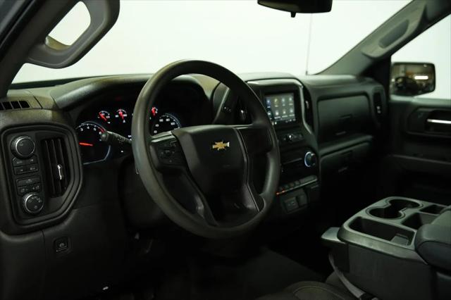 2024 Chevrolet Silverado 1500 4WD Crew Cab Short Bed Custom