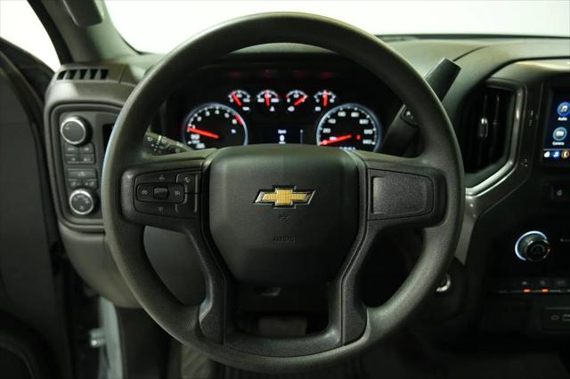 2024 Chevrolet Silverado 1500 4WD Crew Cab Short Bed Custom