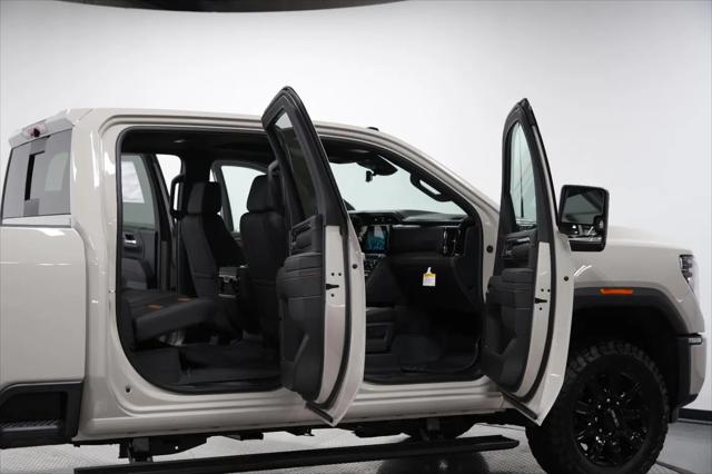 2026 GMC Sierra 2500HD Crew Cab, Standard Bed, AT4, 4WD