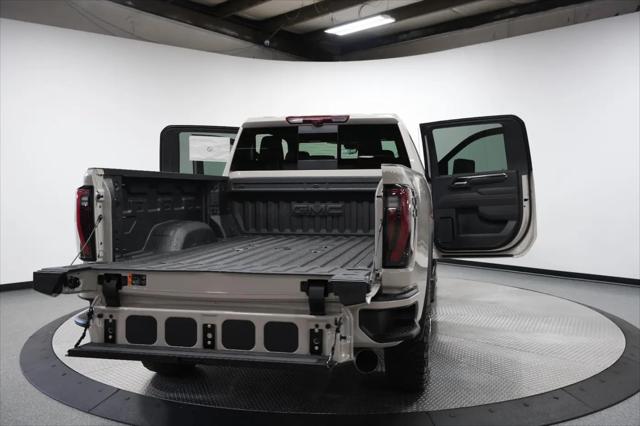 2026 GMC Sierra 2500HD Crew Cab, Standard Bed, AT4, 4WD