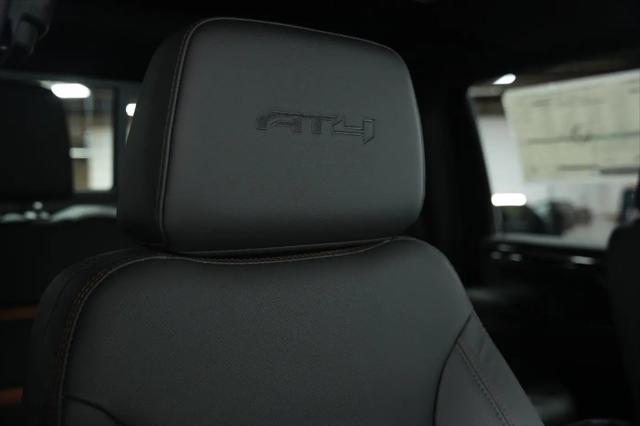2026 GMC Sierra 2500HD Crew Cab, Standard Bed, AT4, 4WD