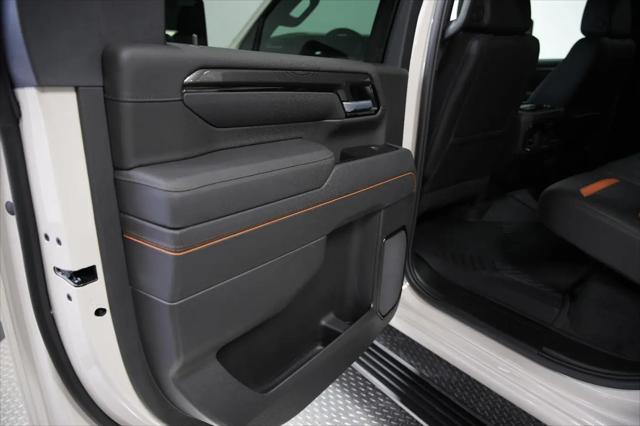 2026 GMC Sierra 2500HD Crew Cab, Standard Bed, AT4, 4WD