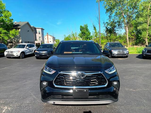 2023 Toyota Highlander Platinum
