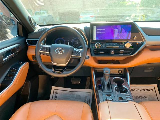 2023 Toyota Highlander Platinum