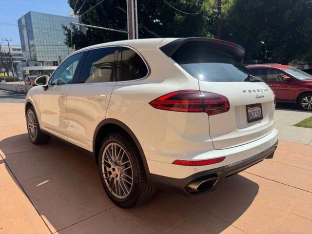 2016 Porsche Cayenne Base