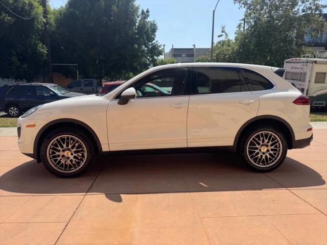 2016 Porsche Cayenne Base