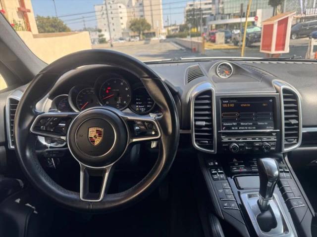 2016 Porsche Cayenne Base