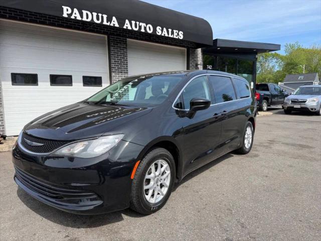 2017 Chrysler Pacifica Touring for sale in Holbrook, MA