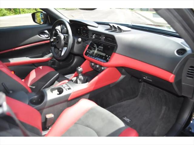 2024 Nissan Z Performance Manual