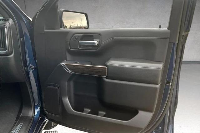2020 Chevrolet Silverado 1500 4WD Crew Cab Short Bed RST