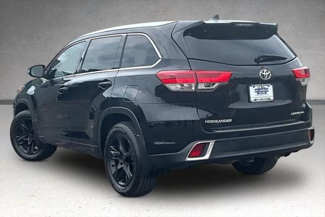 2017 Toyota Highlander Limited Platinum