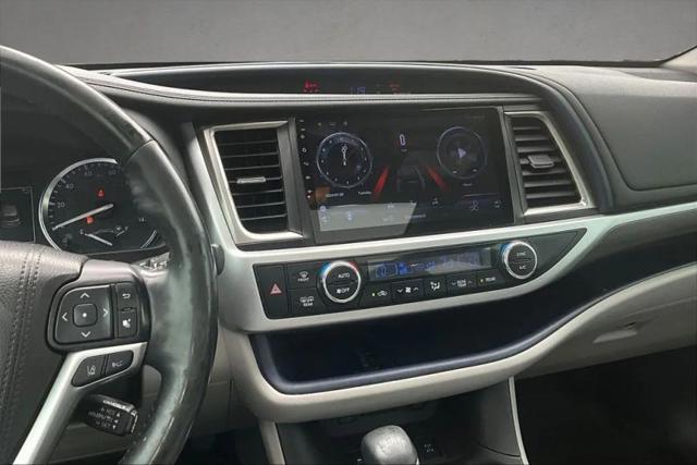 2017 Toyota Highlander Limited Platinum