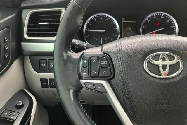 2017 Toyota Highlander Limited Platinum