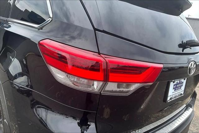 2017 Toyota Highlander Limited Platinum