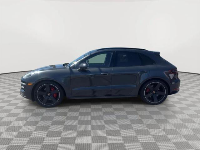 2017 Porsche Macan Turbo w/Performance Package