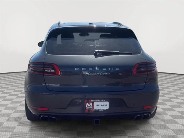2017 Porsche Macan Turbo w/Performance Package