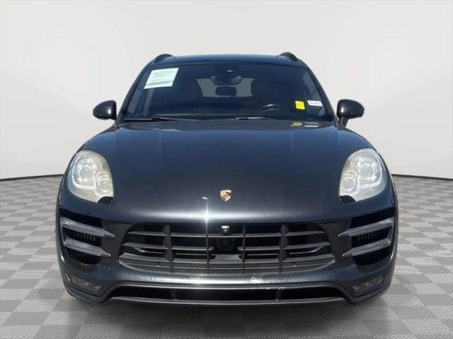 2017 Porsche Macan Turbo w/Performance Package
