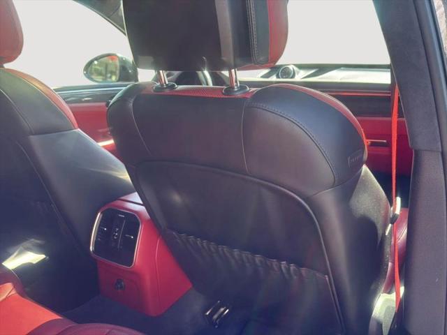 2017 Porsche Macan Turbo w/Performance Package