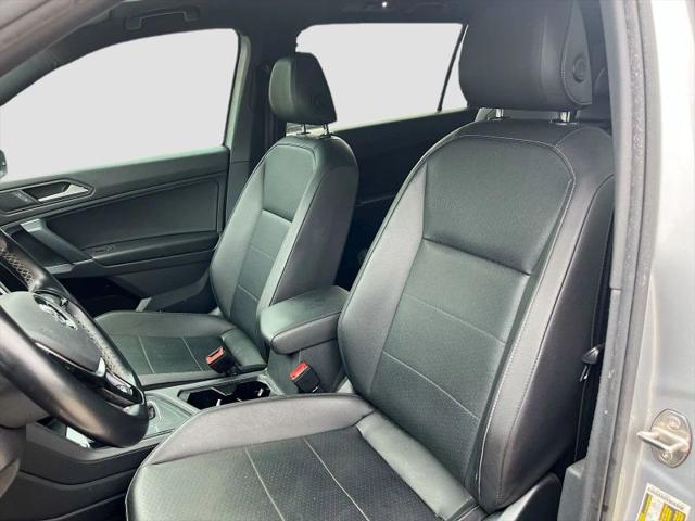 2020 Volkswagen Tiguan 2.0T SE R-Line Black