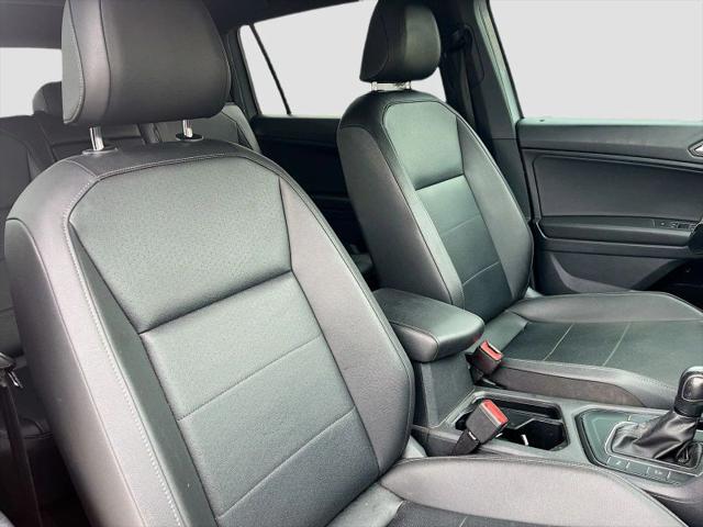 2020 Volkswagen Tiguan 2.0T SE R-Line Black