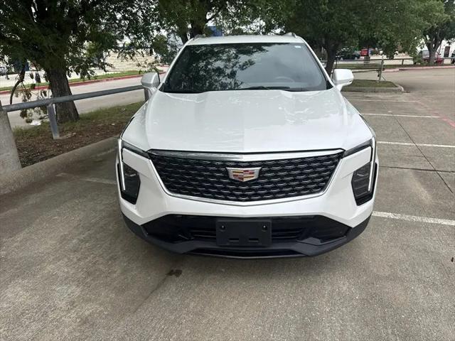 2024 Cadillac XT4 AWD Premium Luxury