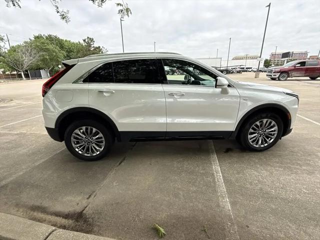 2024 Cadillac XT4 AWD Premium Luxury