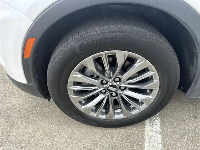 2024 Cadillac XT4 AWD Premium Luxury