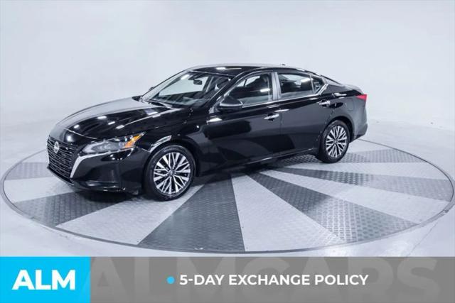 2025 Nissan Altima SV FWD
