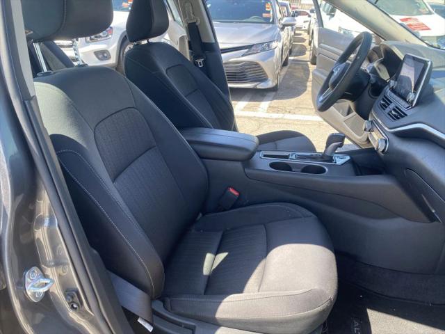 2022 Nissan Altima SV FWD