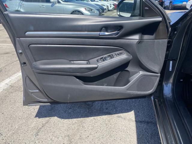 2022 Nissan Altima SV FWD