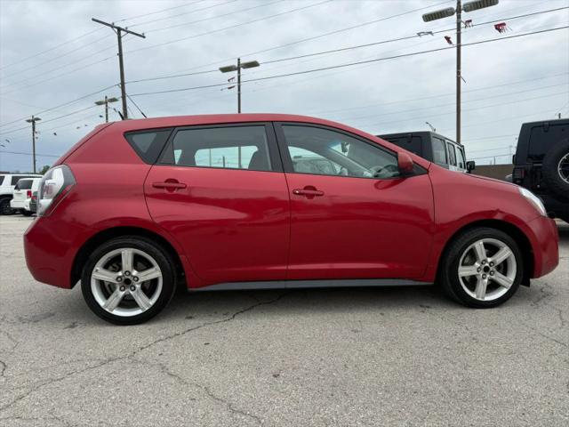 2009 Pontiac Vibe Base