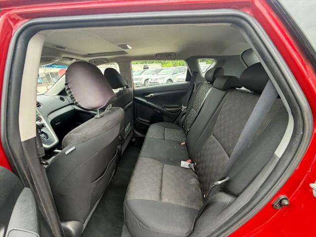 2009 Pontiac Vibe Base