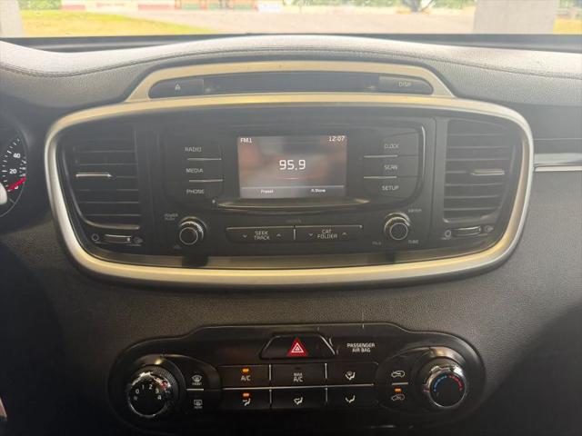 2017 Kia Sorento 3.3L LX
