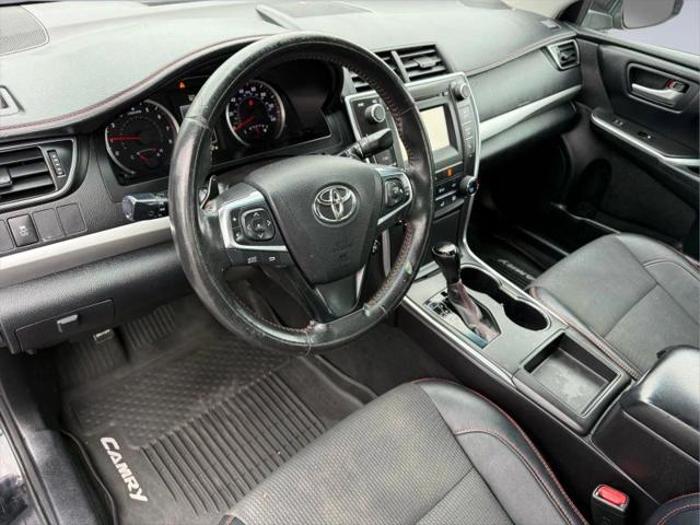 2017 Toyota Camry SE