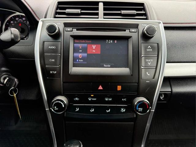 2017 Toyota Camry SE
